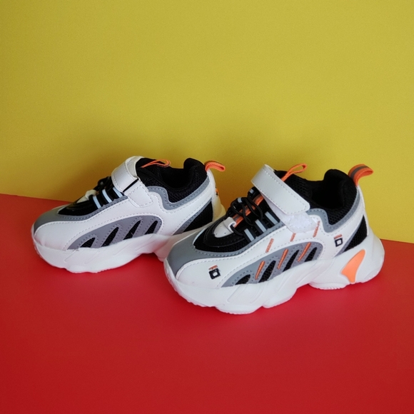 Kids sneakers - Picture 15 of 16